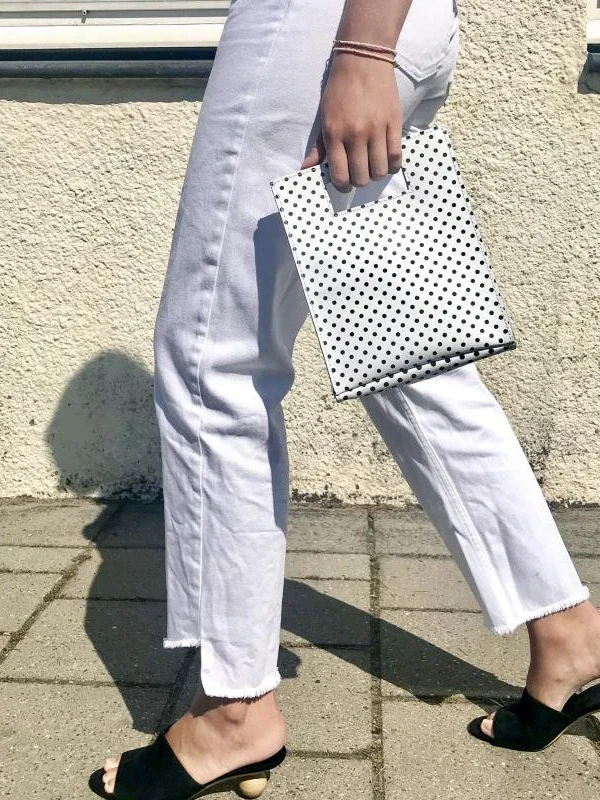 Dots everywhere - Medium