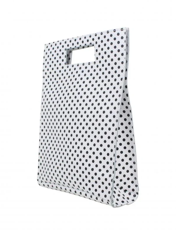 Dots everywhere - Medium